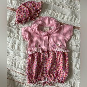 Vintage/Y2K Cherokee Baby Spring Romper and Sunhat Set